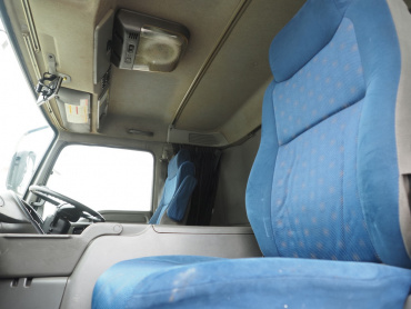 いすゞ ギガ ウイング車 大型 LKG-CYJ77A 年式 H24[写真35]