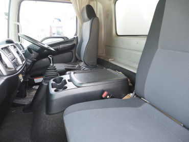 日野 レンジャープロ 冷凍バン 中型 TKG-FC7JKAG 年式 H29[写真31]