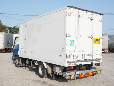 日野 デュトロ 冷凍バン 小型 TKG-XZU710M 年式 H27[写真06]