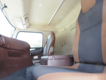 日野 プロフィア 平ボディ 大型 2DG-FW1AHJ 年式 H30[写真29]