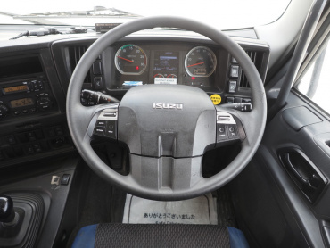 いすゞ ギガ ウイング車 大型 QKG-CYJ77B 年式 H28[写真27]