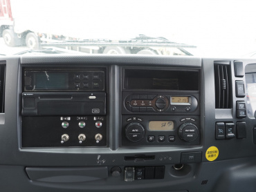 いすゞ フォワード 冷凍バン 中増t SKG-FSR90S2 年式 H29[写真26]