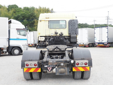いすゞ ギガ トラクタ 大型 QKG-EXD52AD 年式 H26[写真06]