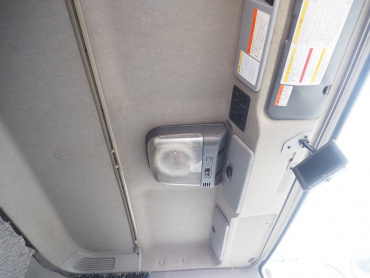 いすゞ ギガ ウイング車 大型 QKG-CYJ77A 年式 H27[写真28]