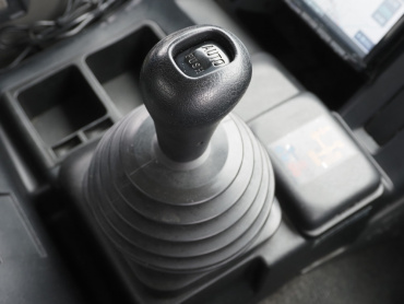 いすゞ ギガ 冷凍バン 大型 QKG-CYL77A 年式 H25[写真31]