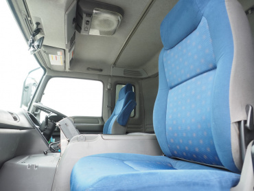 いすゞ ギガ 冷凍バン 大型 QKG-CYL77A 年式 H25[写真37]