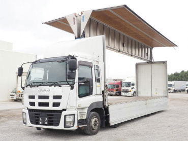 いすゞ ギガ ウイング車 大型 LKG-CYJ77A 年式 H24[写真02]