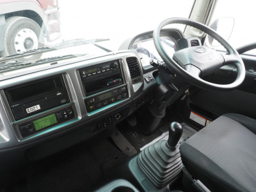 日野 レンジャー 冷凍バン 中型 TKG-FC7JKAA 年式 H28[写真28]