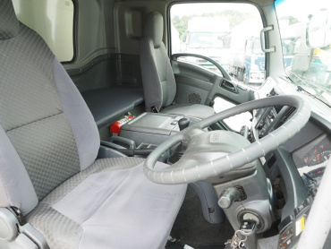 いすゞ フォワード ウイング車 中型 TKG-FRR90S2 年式 H28[写真27]