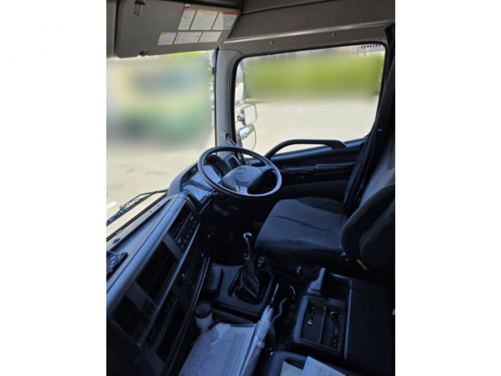 日野 プロフィア ウイング車 大型 QPG-FW1EXEG 年式 H29[写真07]