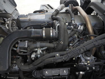 いすゞ フォワード 冷凍バン 中増t QKG-FTR34T2 年式 H29[写真42]