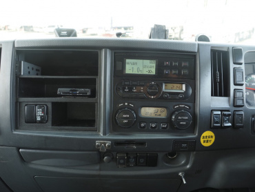 いすゞ フォワード 冷凍バン 中増t QKG-FTR34T2 年式 H29[写真28]