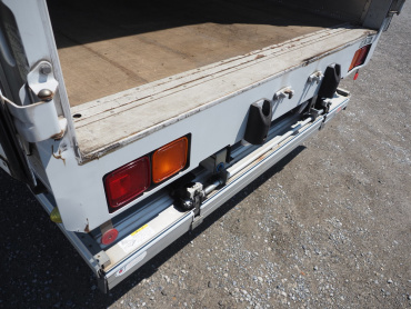 いすゞ フォワード 冷凍ウイング 中型 TKG-FRR90S2 年式 H29 [写真27]