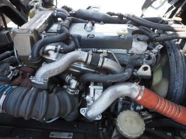 いすゞ フォワード 冷凍ウイング 中型 TKG-FRR90S2 年式 H29[写真44]