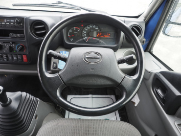 日野 デュトロ バン車 小型 TKG-XZU710M 年式 H29[写真21]