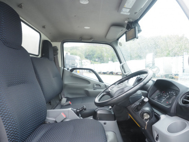 日野 デュトロ バン車 小型 2RG-XZC605M 年式 R2[写真15]