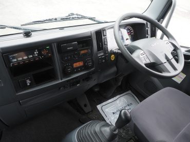 いすゞ フォワード ウイング車 中増t 2RG-FTR90V2 年式 R2[写真33]