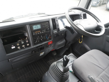 いすゞ エルフ 冷凍バン 小型 TKG-NPR85AN 年式 H26[写真29]