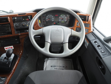 三菱ふそう スーパーグレート ウイング車 大型 QPG-FS65VZ 年式 H28[写真37]