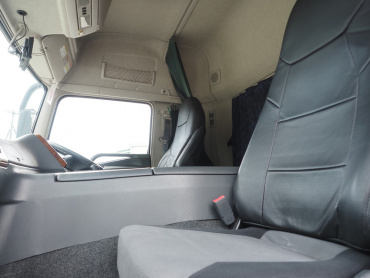 三菱ふそう スーパーグレート ウイング車 大型 QPG-FS65VZ 年式 H28[写真44]