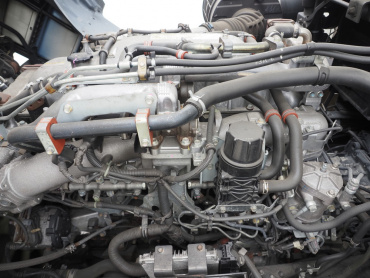 いすゞ ギガ 冷凍バン 大型 QPG-CYJ77B 年式 H29[写真36]
