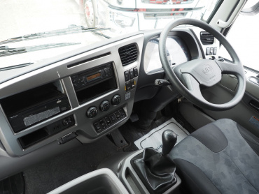 UDトラックス コンドル 平ボディ 中増t QKG-PK39LH 年式 H28[写真25]