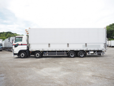 いすゞ ギガ 冷凍ウイング 大型 QKG-CYJ77B 年式 H28[写真15]