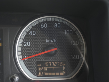 いすゞ ギガ 冷凍ウイング 大型 QKG-CYJ77B 年式 H28[写真46]