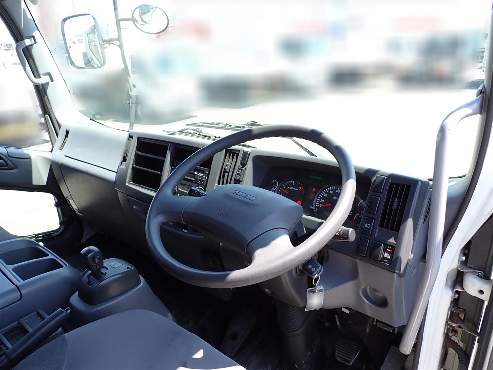 いすゞ フォワード 平ボディ 中型 TKG-FRR90S2 年式 H28[写真11]