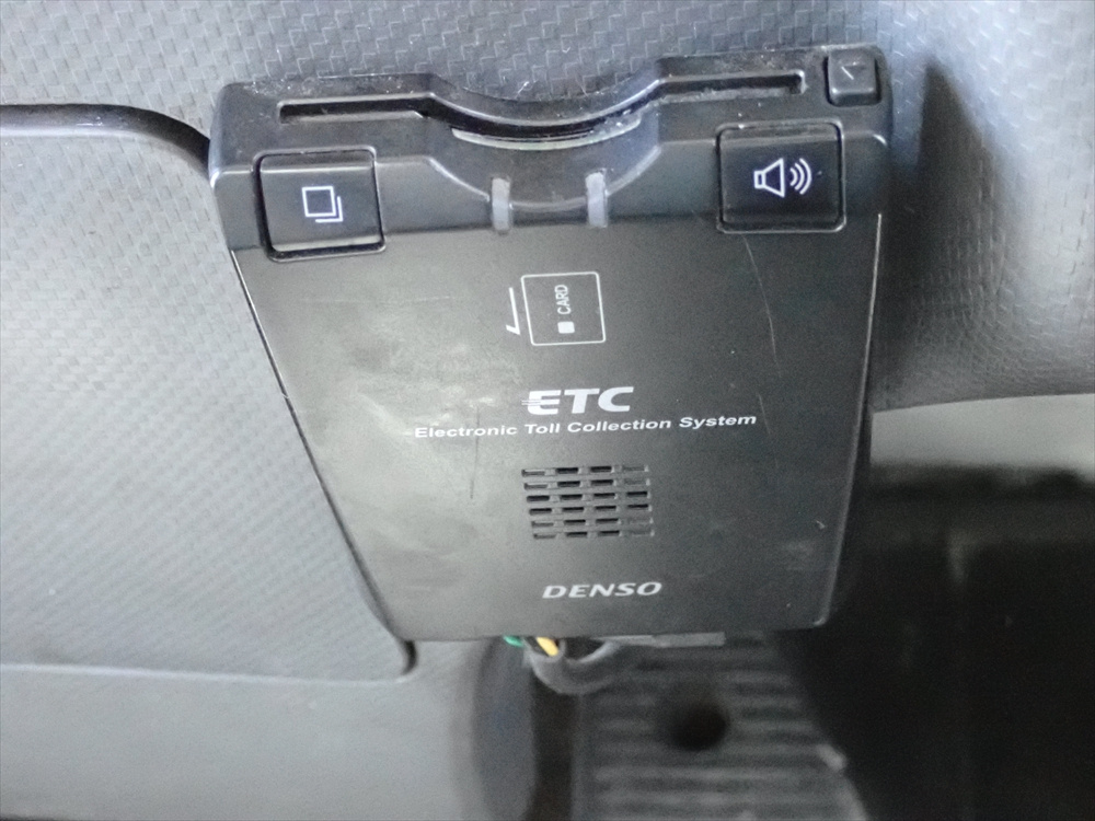 いすゞ フォワード 平ボディ 中型 TKG-FRR90S2 年式 H28[写真15]