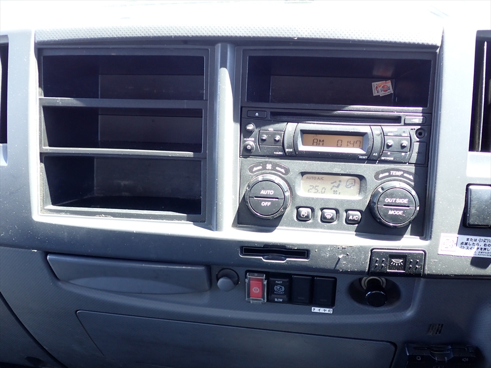 いすゞ フォワード 平ボディ 中型 TKG-FRR90S2 年式 H28[写真14]