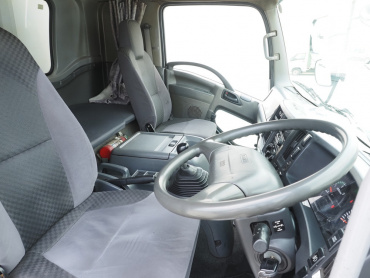 いすゞ フォワード ウイング車 中型 TKG-FRR90T2 年式 H26[写真22]