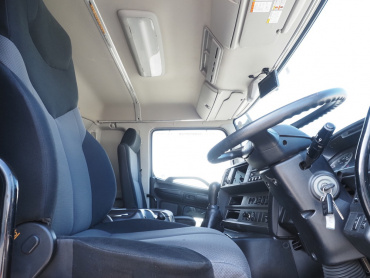 日野 プロフィア 平ボディ 大型 QPG-FW1EXEG 年式 H27[写真24]
