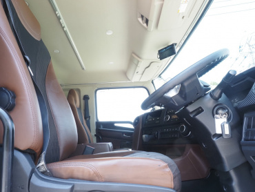 日野 プロフィア 平ボディ 大型 2DG-FW1AHJ 年式 H30[写真21]