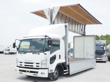 いすゞ フォワード ウイング車 中型 TKG-FRR90T2 年式 H26[写真03]