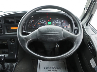 いすゞ ギガ 冷凍バン 大型 QKG-CYL77A 年式 H25[写真21]