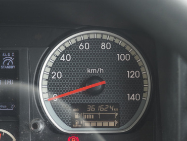 いすゞ ギガ ウイング車 大型 2PG-CYJ77C 年式 R5[写真35]