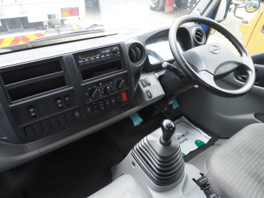 日野 デュトロ バン車 小型 TKG-XZU710M 年式 H29[写真21]