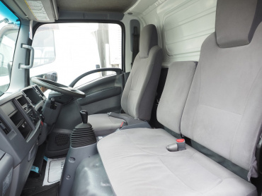 いすゞ エルフ バン車 小型 TKG-NMR85AN 年式 H26[写真28]
