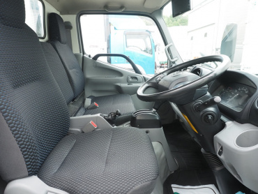 日野 デュトロ 冷凍バン 小型 2RG-XZC605M 年式 R2[写真20]