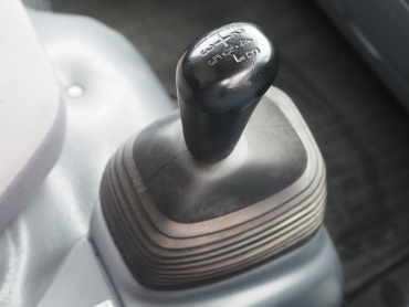 いすゞ エルフ 冷凍バン 小型 TKG-NMR85AN 年式 H25[写真28]