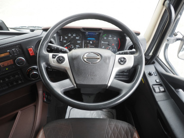 日野 プロフィア ウイング車 大型 2DG-FR1AHG 年式 R1[写真30]
