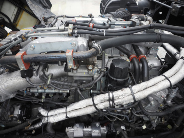 いすゞ ギガ 冷凍ウイング 大型 QKG-CYJ77B 年式 H29[写真37]