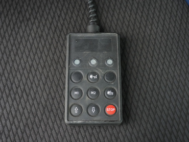 いすゞ ギガ 冷凍ウイング 大型 QKG-CYJ77B 年式 H29[写真24]
