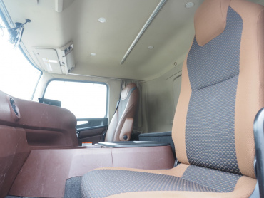 日野 プロフィア 冷凍バン 大型 2DG-FW1AHJ 年式 H30[写真32]