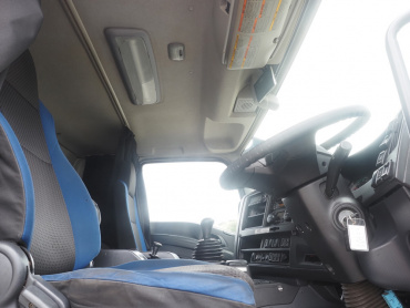 いすゞ ギガ ウイング車 大型 QPG-CYL77B 年式 H29[写真31]