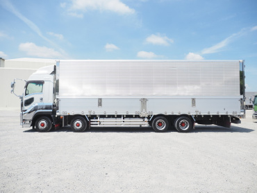 いすゞ ギガ ウイング車 大型 QKG-CYJ77B 年式 H29[写真15]