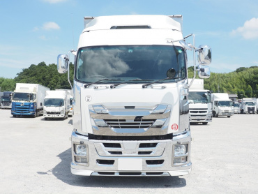 いすゞ ギガ ウイング車 大型 QKG-CYJ77B 年式 H29[写真03]