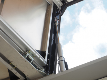 日野 プロフィア ウイング車 大型 BDG-FW1EXYG 年式 H21[写真16]