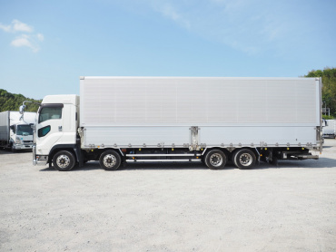 いすゞ ギガ ウイング車 大型 QKG-CYJ77B 年式 H29[写真15]